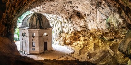 Natura Marche: escursioni avventurose tra trekking e sentieri 