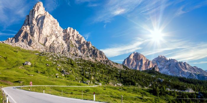 Panorama delle Dolomiti, Passo Giau: viaggi in auto di lusso
