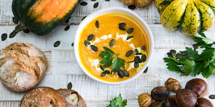 Assapora piatti autunnali in Italia di varie regioni