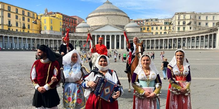 Sardegna in Viaggio: la seconda tappa della campagna di Visit Italy per Salude&Trigu arriva a Napoli