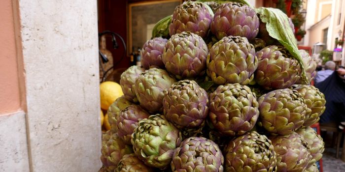 how to cook Roman style artichokes