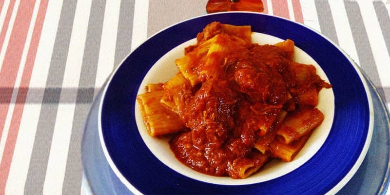 Matilde Serao and the origin of macaroni with meat sauce: the secret of the magician