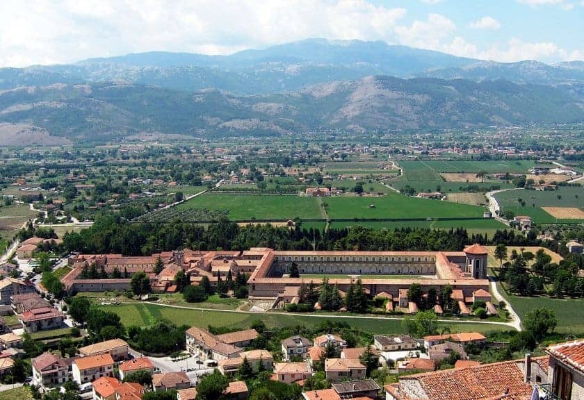 Alla Scoperta del Parco Nazionale del Cilento e Vallo di Diano Alla Scoperta del Parco Nazionale del Cilento e Vallo di Diano