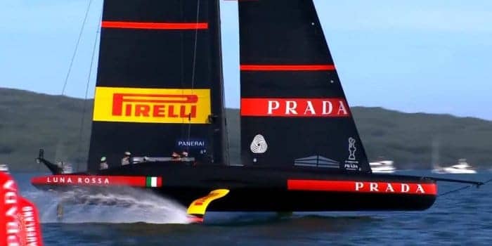 America's Cup: Luna Rossa tricolour pride. Sport, an Italian Tradition