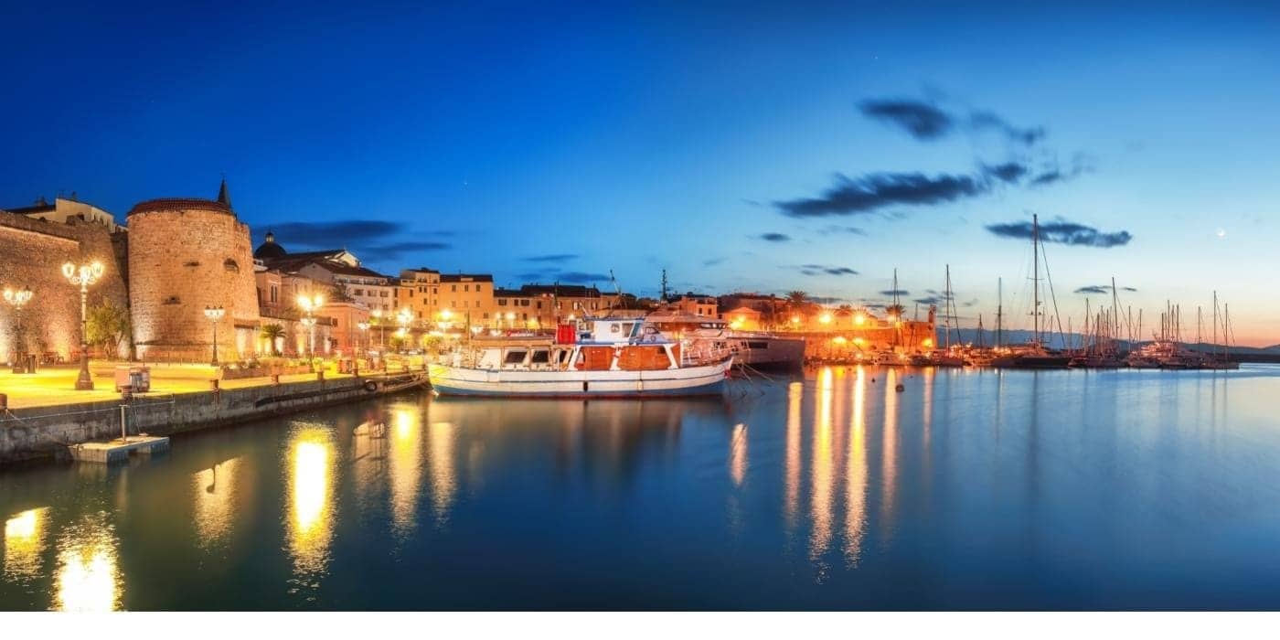 Il Porto di Alghero: storia, consigli e curiosità sul principale approdo della Sardegna Nord-Occidentale