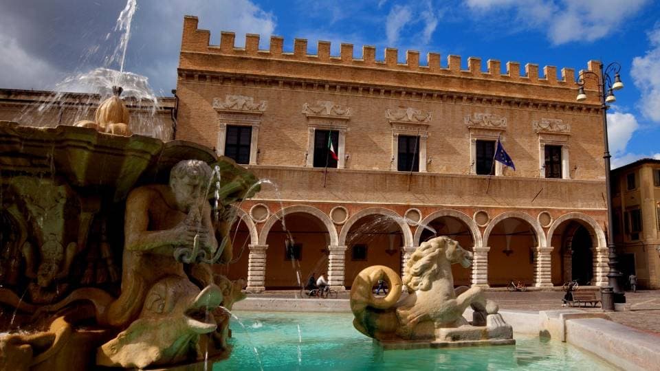 Scelta la Capitale italiana della Cultura 2024: è Pesaro