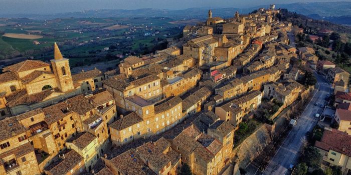 Visit Treia, la città del gioco del Pallone con il Bracciale