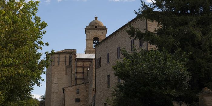 Journey through the Old Town of Falerone 