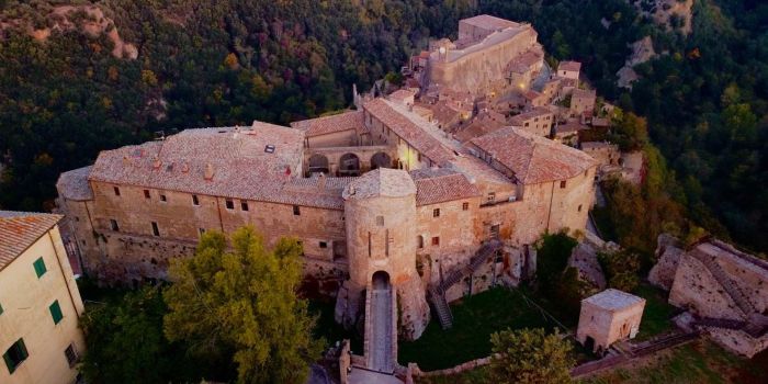 Hotel della Fortezza: discover timeless Tuscany through history and luxury