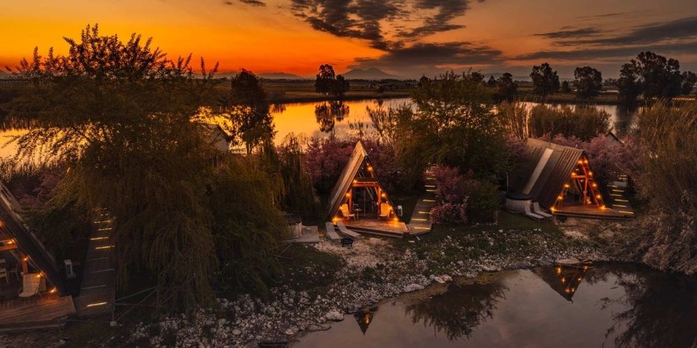 Tramonto sui Laghi Nabi – Eco-resort a Castel Volturno immerso nella natura Tramonto sui Laghi Nabi – Eco-resort a Castel Volturno immerso nella natura