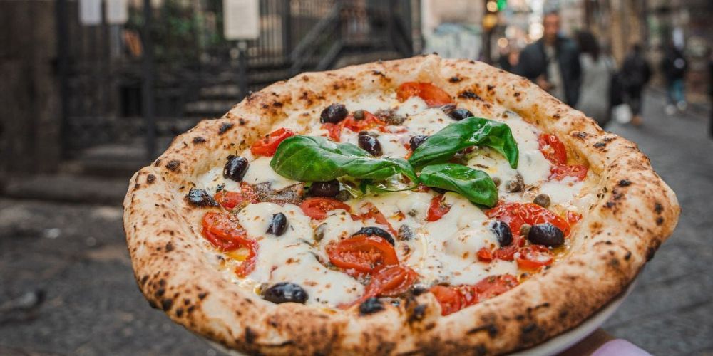 Top 10 pizzerie in Naples: Antonio Sorbillo Top 10 pizzerie in Naples: Antonio Sorbillo