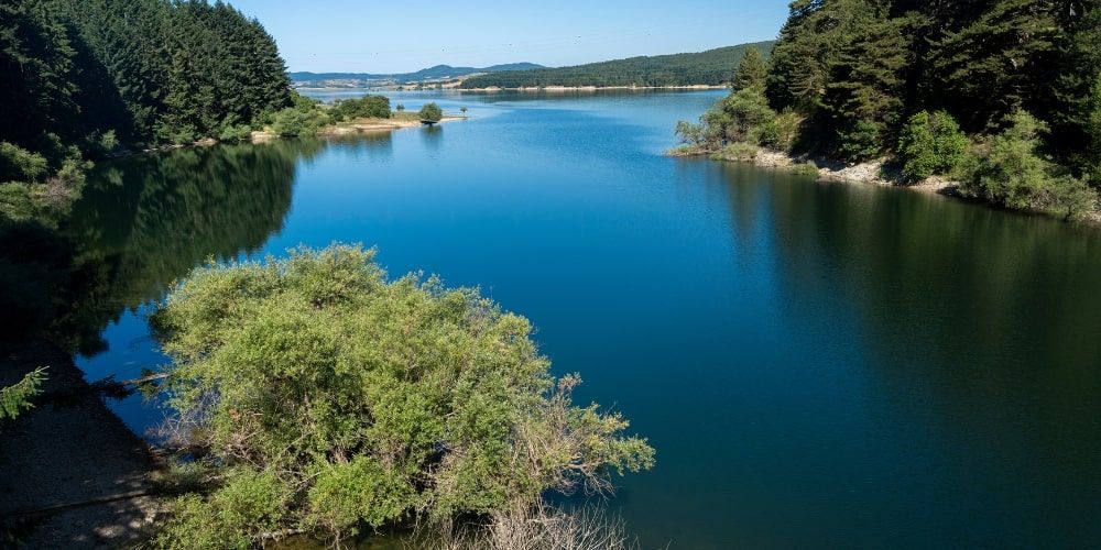 Cecita Lake – unspoiled nature near Montalto Uffugo, one of the towns to visit in Calabria Cecita Lake – unspoiled nature near Montalto Uffugo, one of the towns to visit in Calabria