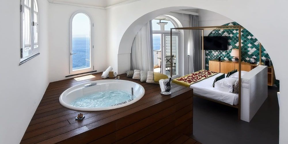 Mediterranean comfort and style in Hotel Montemare’s rooms Mediterranean comfort and style in Hotel Montemare’s rooms