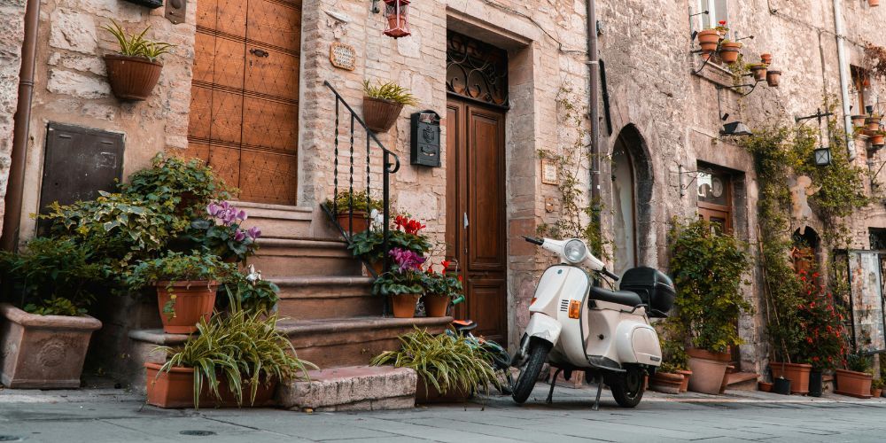 Documents renting a Vespa in Italy Documents renting a Vespa in Italy