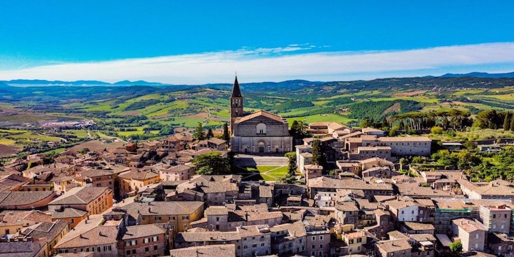 10 motivi per visitare Todi: paesaggio