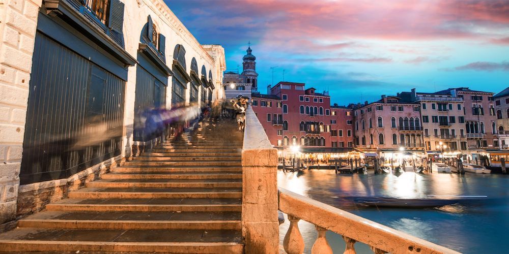 How Venice was built: Rialto Bridge How Venice was built: Rialto Bridge