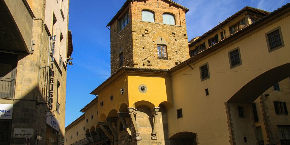 Alla scoperta del percorso che collega gli Uffizi a palazzo Pitti Alla scoperta del percorso che collega gli Uffizi a palazzo Pitti