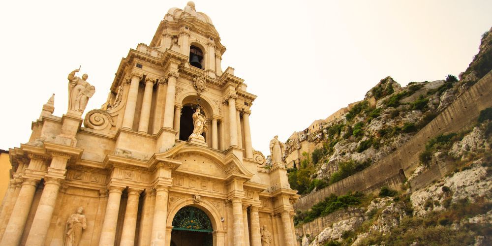 Itinerario Val di Noto: Scicli Itinerario Val di Noto: Scicli
