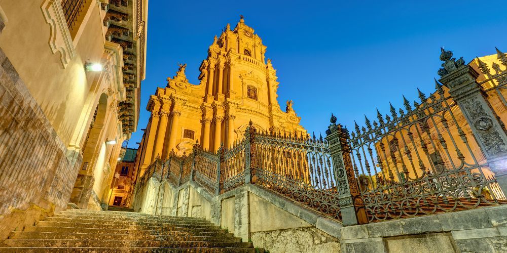 Itinerario Val di Noto: Ragusa Itinerario Val di Noto: Ragusa