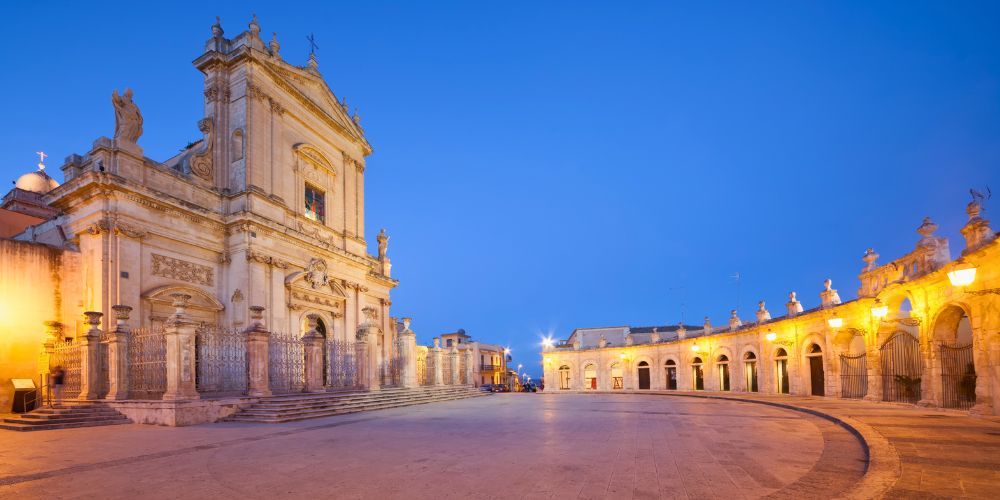 Itinerario Val di Noto: Ispica Itinerario Val di Noto: Ispica