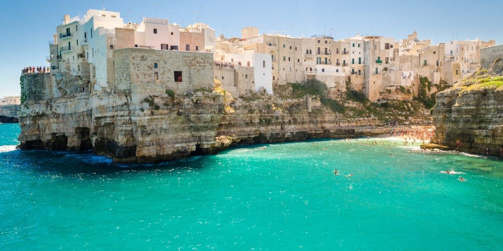 L'ascesa della Puglia nel turismo nel 2025 L'ascesa della Puglia nel turismo nel 2025