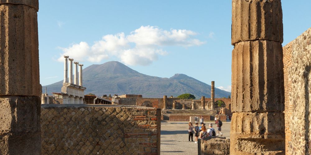 what to in Naples in december - Pompeii