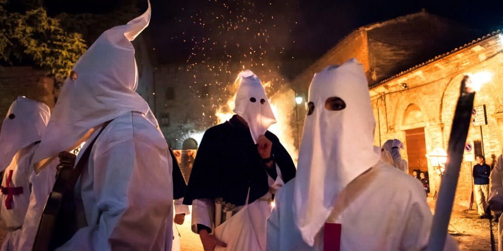 Processione della Settimana Santa tra le tradizioni di Pasqua in Italia
