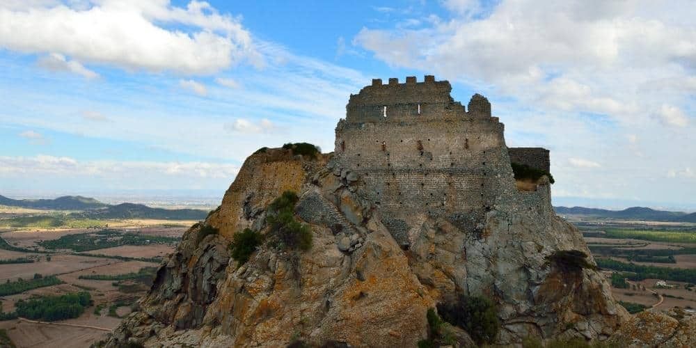 Among the castles of Italy we find Acquafredda in Siliqua, Sardinia. Among the castles of Italy we find Acquafredda in Siliqua, Sardinia.