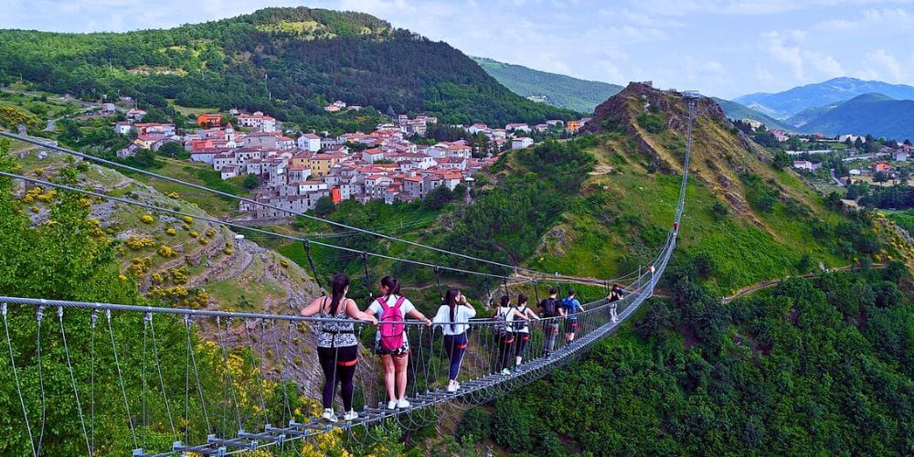 Sasso di Castalda, Ponte della Luna