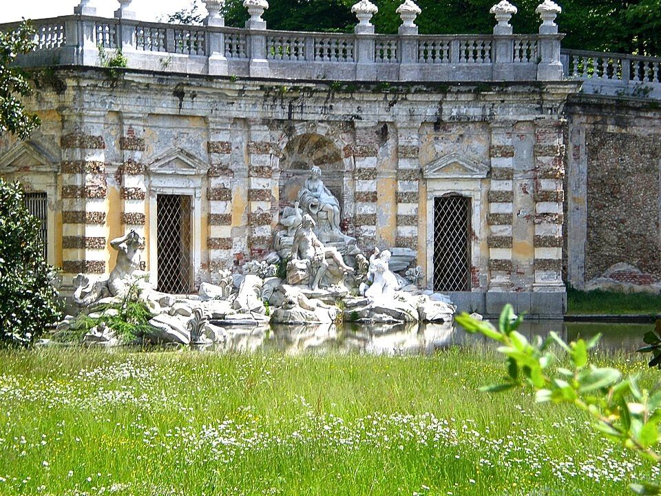 fountain-rivers-castle-agliè-piedmont