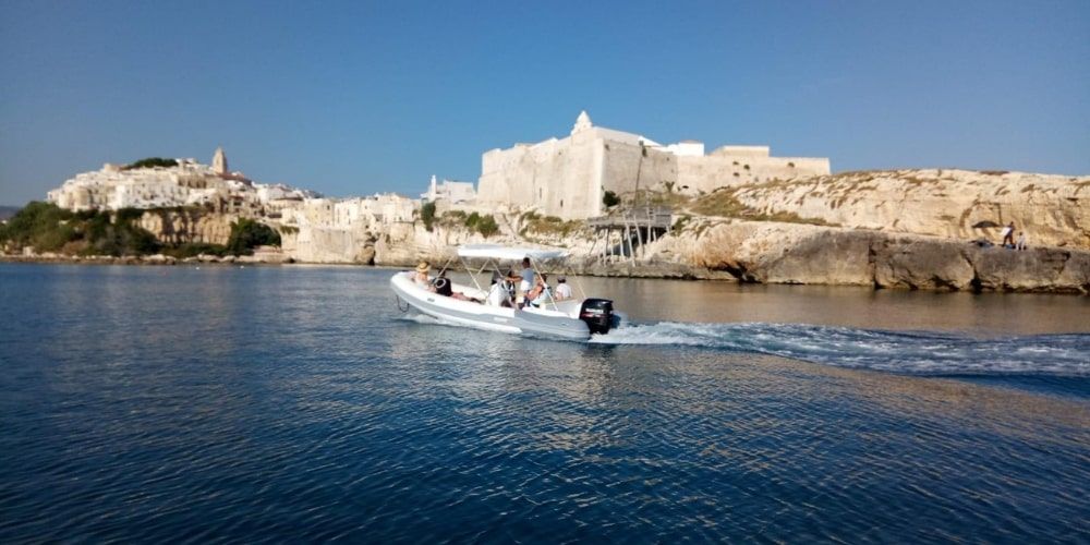 Gargano sea caves – Boat tours with Desirèe Gite Costiere in Vieste, Apulia Gargano sea caves – Boat tours with Desirèe Gite Costiere in Vieste, Apulia