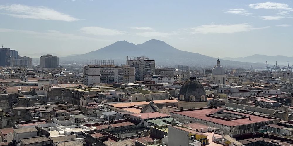 Vista dai tetti del Duomo di Napoli