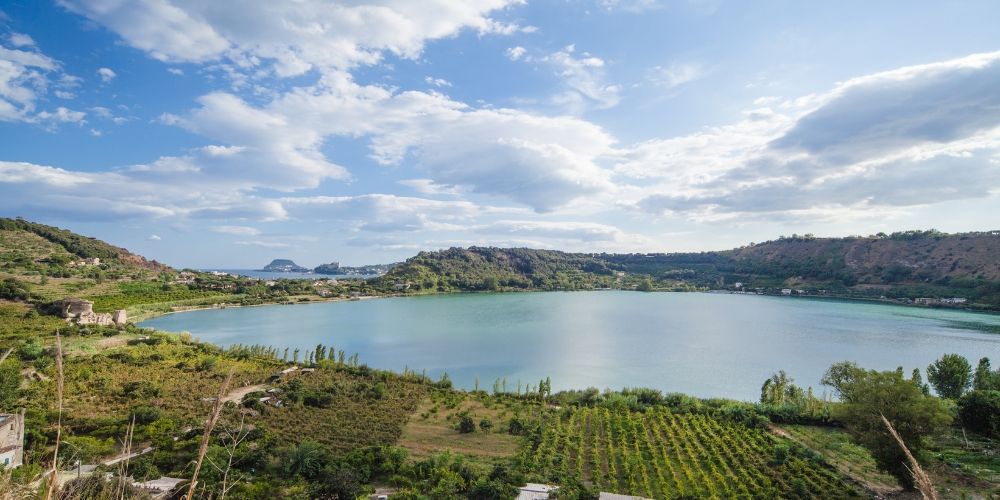Lago d'Averno ed eventi a Napoli agosto 2025 Lago d'Averno ed eventi a Napoli agosto 2025