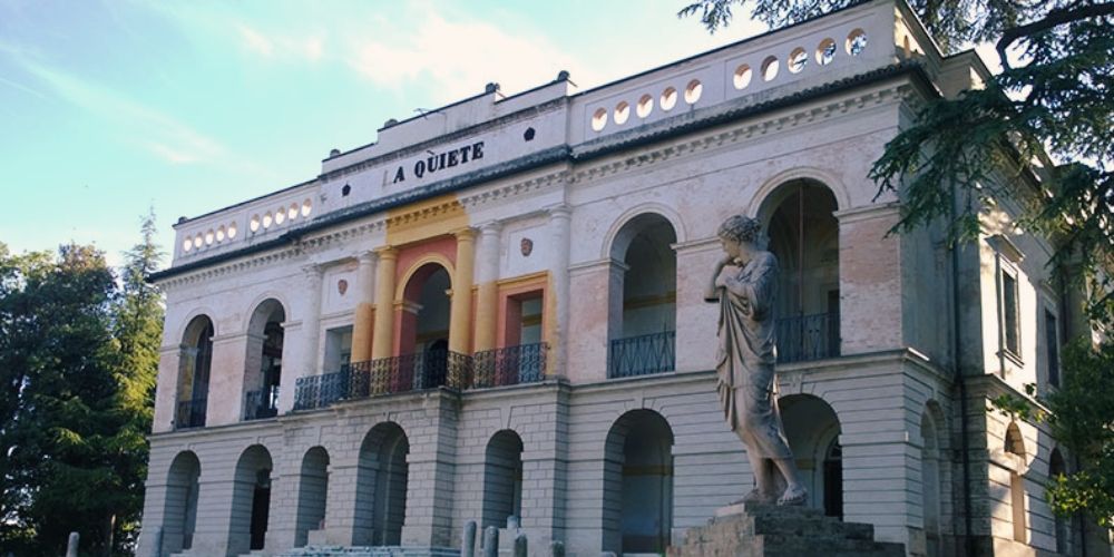 Gli Incantevoli borghi delle Marche. Arrivederci Treia! Gli Incantevoli borghi delle Marche. Arrivederci Treia!