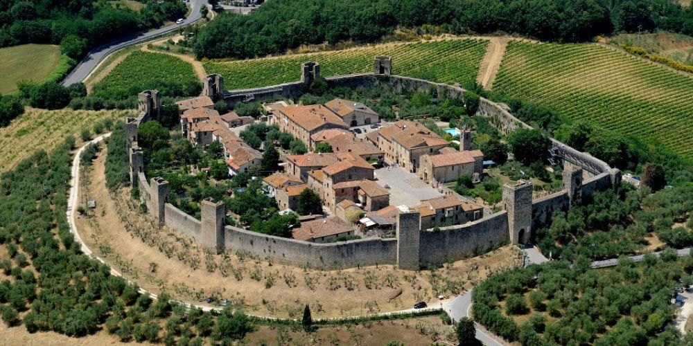 What to see in Monteriggioni What to see in Monteriggioni