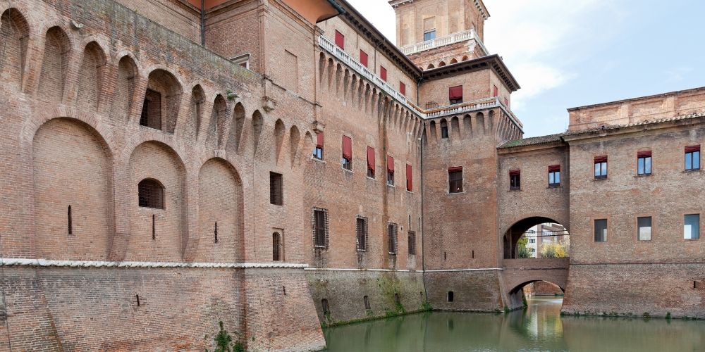 Le migliori città italiane per gli amanti dell'arte: Palazzo Ducale di Urbino Le migliori città italiane per gli amanti dell'arte: Palazzo Ducale di Urbino