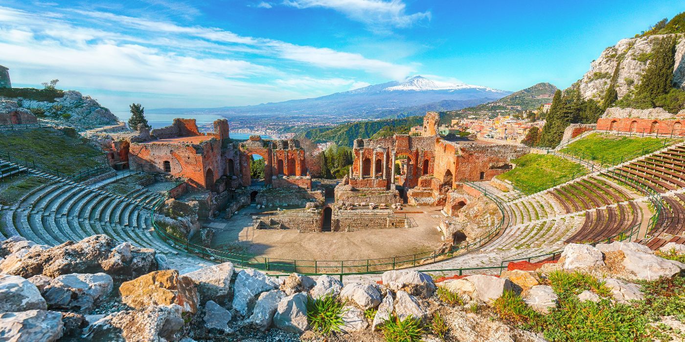 4. Sicily: an island of treasures 4. Sicily: an island of treasures