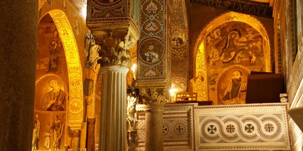 Le migliori città italiane per gli amanti dell'arte: Cappella Palatina a Palermo Le migliori città italiane per gli amanti dell'arte: Cappella Palatina a Palermo