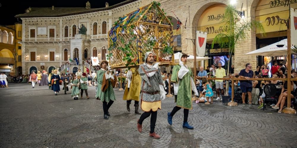 Cavalcata dell'Assunta: dal medioevo ad oggi