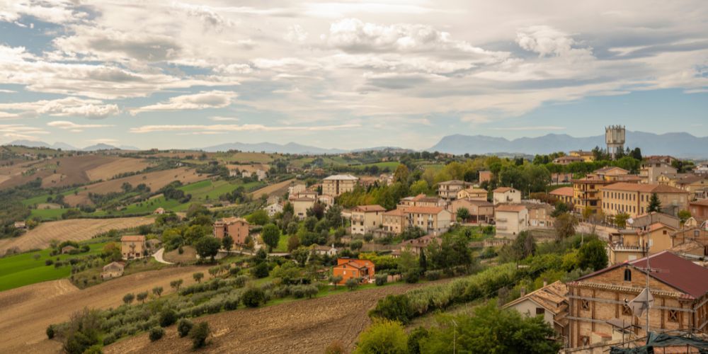 visit Monte San Pietrangeli - dove si trova