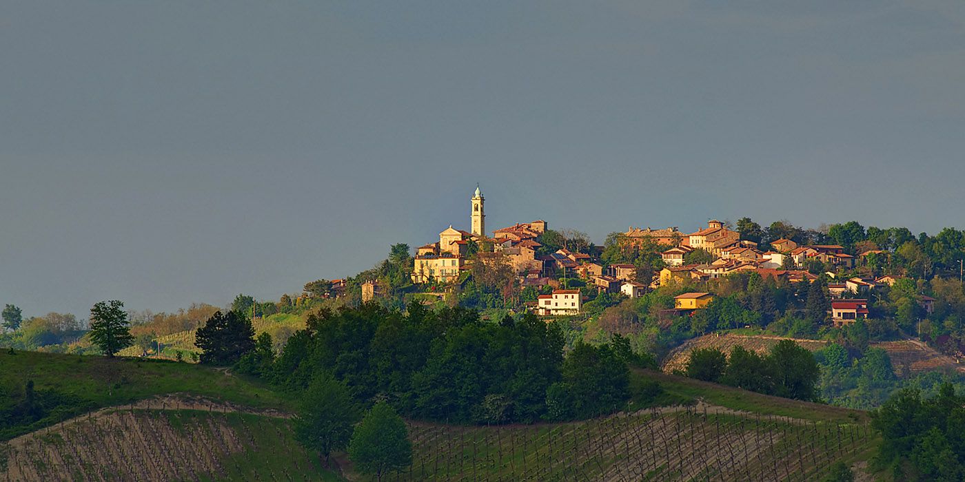 Golferenzo, hamlet of Oltrepò Pavese Golferenzo, hamlet of Oltrepò Pavese
