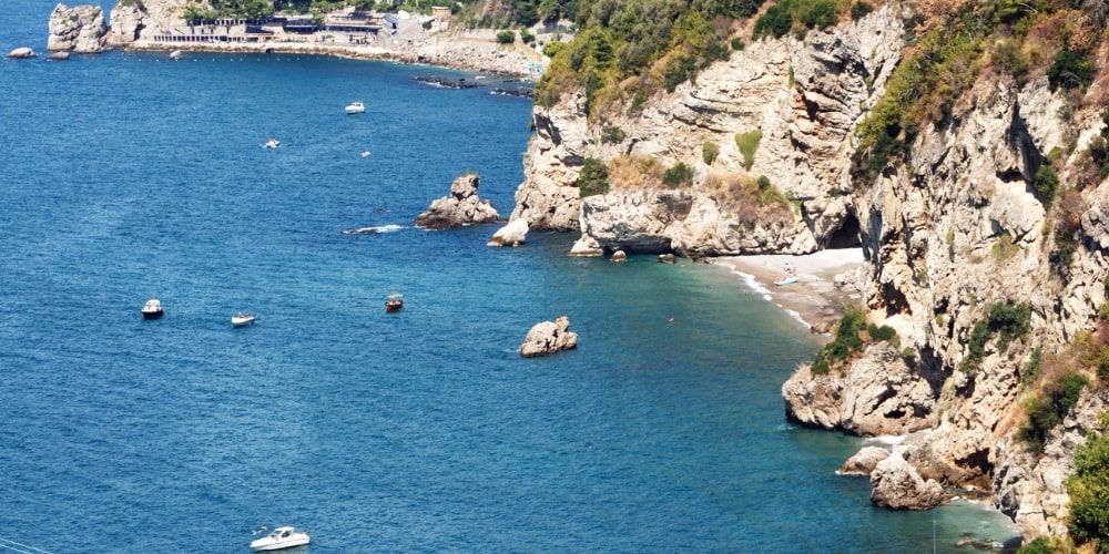 Spiaggia della Tartaruga tra le più belle d’Italia Spiaggia della Tartaruga tra le più belle d’Italia