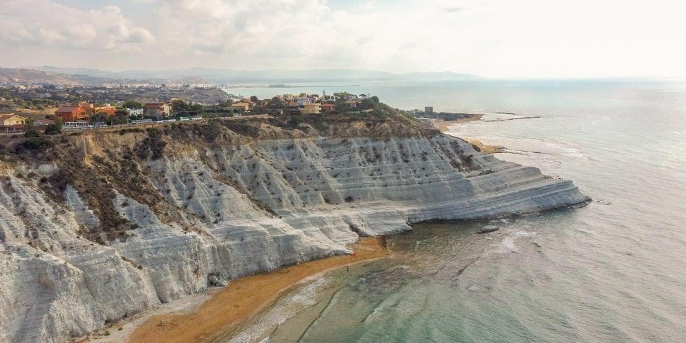 Scala dei Turchi – Natural wonder among the most beautiful beaches in Italy Scala dei Turchi – Natural wonder among the most beautiful beaches in Italy