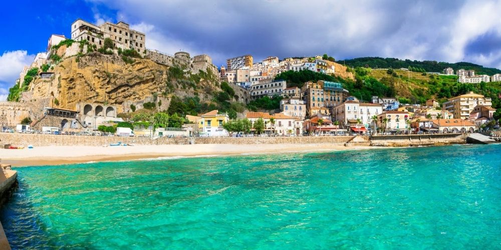 Pizzo: One of the Best Coastal Towns in Italy for History and Local Food Pizzo: One of the Best Coastal Towns in Italy for History and Local Food