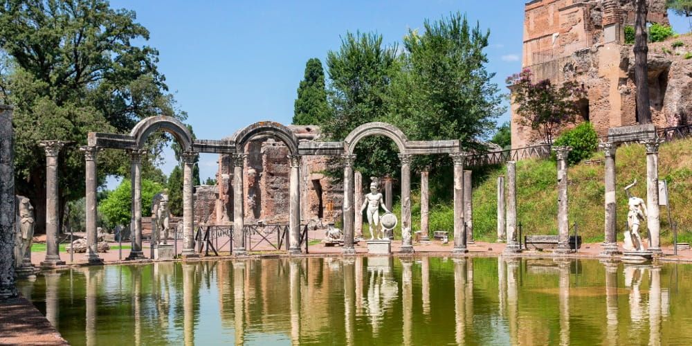 Villa Adriana Tivoli – Canopo e colonne del complesso archeologico