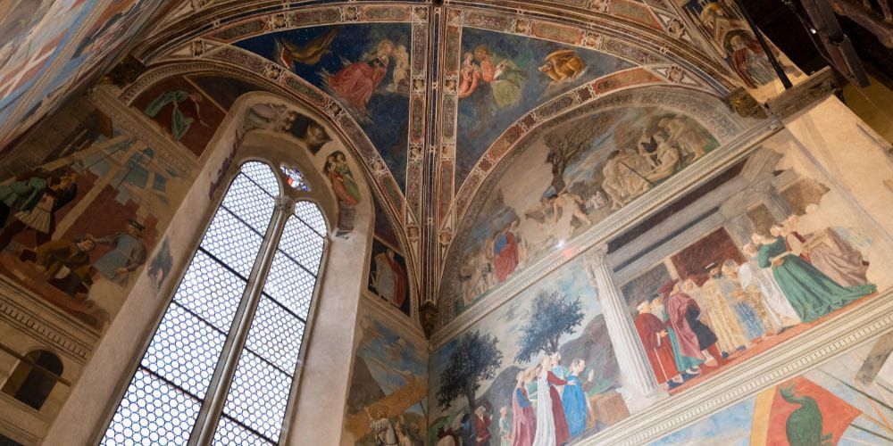 Arezzo: frescoes and historic palaces