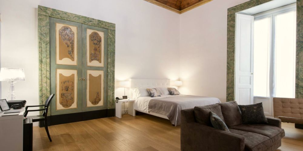 Top 10 migliori posti dove dormire a Napoli 2025 - Santa Chiara Boutique Hotel Top 10 migliori posti dove dormire a Napoli 2025 - Santa Chiara Boutique Hotel