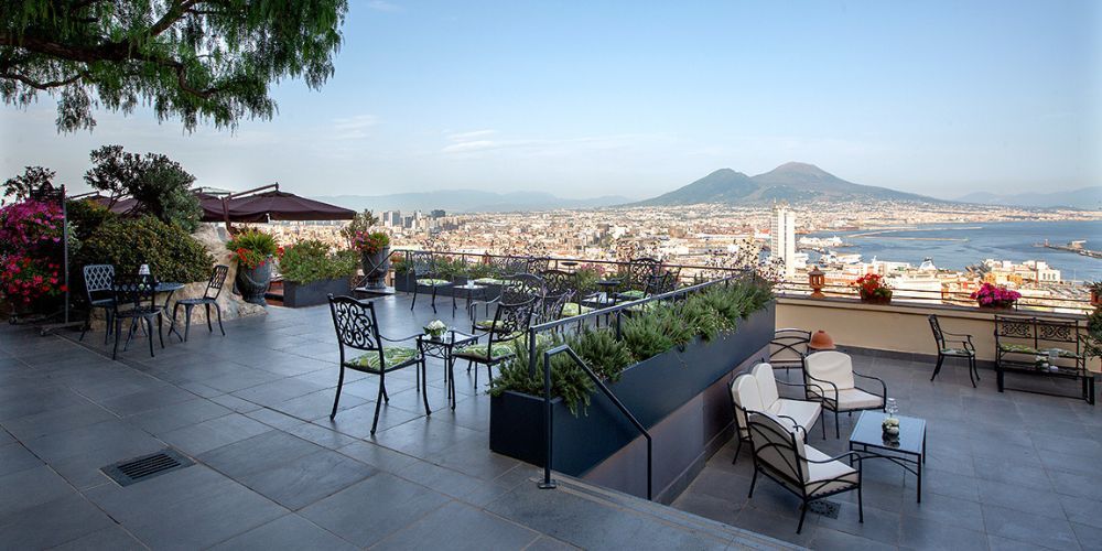 Top 10 migliori posti dove dormire a Napoli 2025 - San Francesco al Monte Top 10 migliori posti dove dormire a Napoli 2025 - San Francesco al Monte