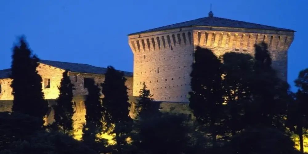 Tour of Medieval Castles in Italy: Malatesta Fortress Tour of Medieval Castles in Italy: Malatesta Fortress