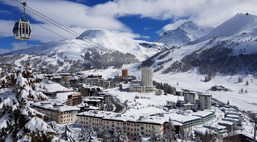 Sestriere: borgo alpino e località sciistica dell’Alta Val di Susa